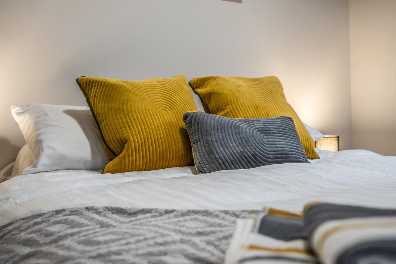 Private Ground Floor Main Door Entrance - Spacious 2 Bedroom Property - The Shore, Leith Edinburgh Ngoại thất bức ảnh